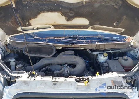 2017 Ford Transit-250 z USA, uszkodzony, nr VIN 1FTYR1YM3HKA91044